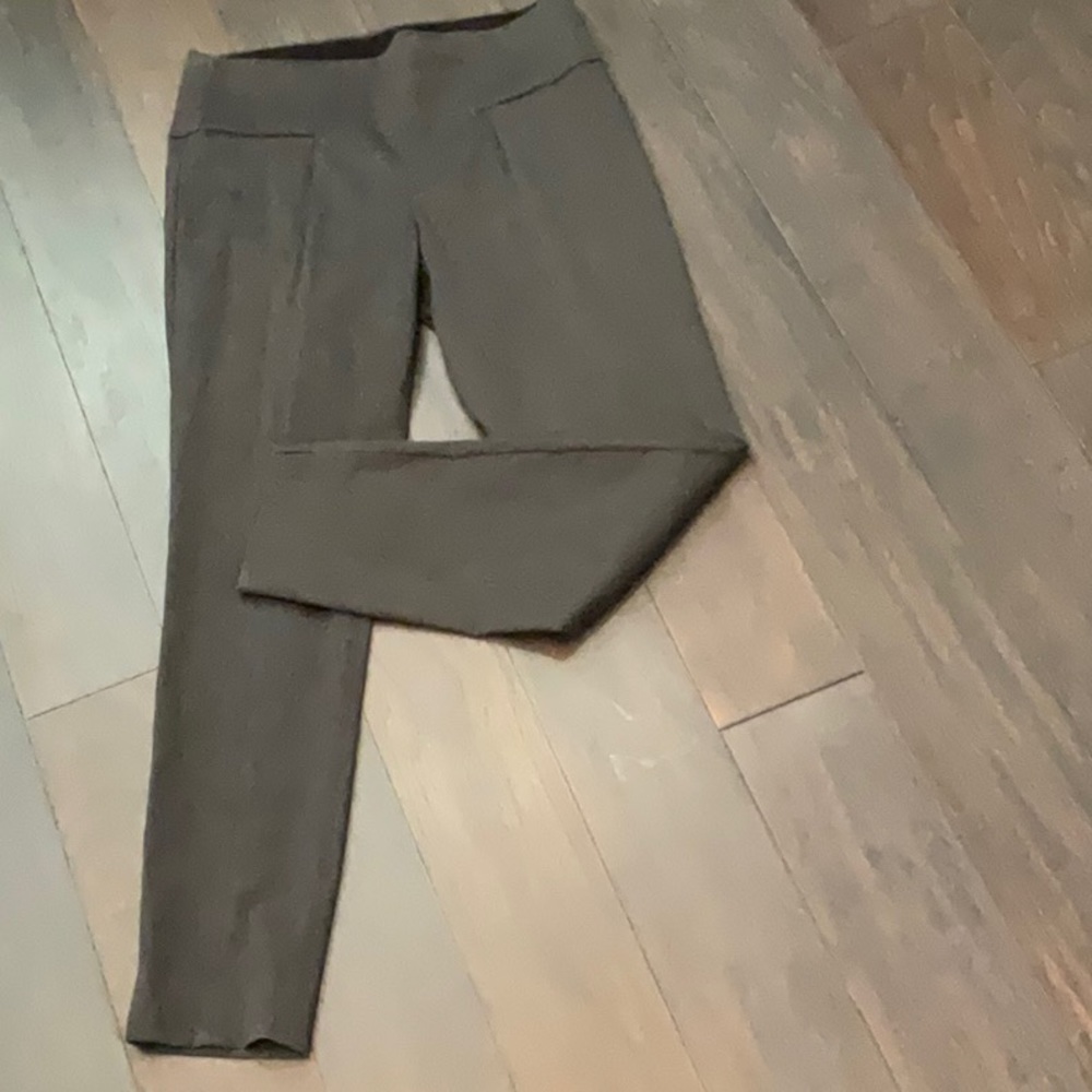 Straight leg pant